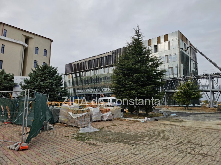 fotoreportaj un nou corp de cladire prinde contur in campusul universitatii ovidius din constanta foto fotoreportaj un nou corp de cladire prinde contur in campusul universitatii ovidius din constanta foto