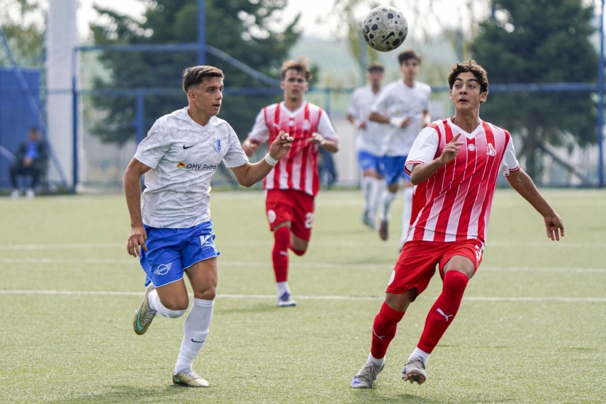 Sursa foto: Academia Hagi