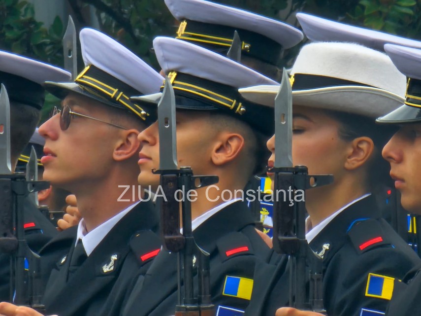 live video foto zeci de studenti militari depun juramantul la academia navala mircea cel batran din constanta live video foto zeci de studenti militari depun juramantul la academia navala mircea cel batran din constanta