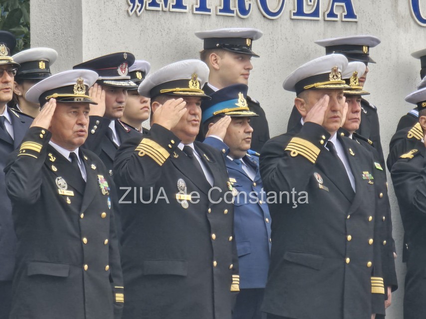 live video foto zeci de studenti militari depun juramantul la academia navala mircea cel batran din constanta live video foto zeci de studenti militari depun juramantul la academia navala mircea cel batran din constanta