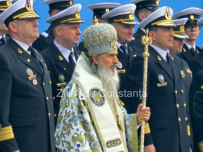live video foto zeci de studenti militari depun juramantul la academia navala mircea cel batran din constanta live video foto zeci de studenti militari depun juramantul la academia navala mircea cel batran din constanta