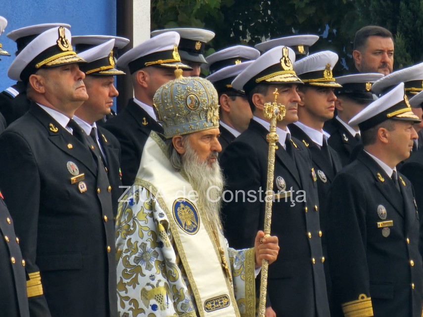 live video foto zeci de studenti militari depun juramantul la academia navala mircea cel batran din constanta live video foto zeci de studenti militari depun juramantul la academia navala mircea cel batran din constanta