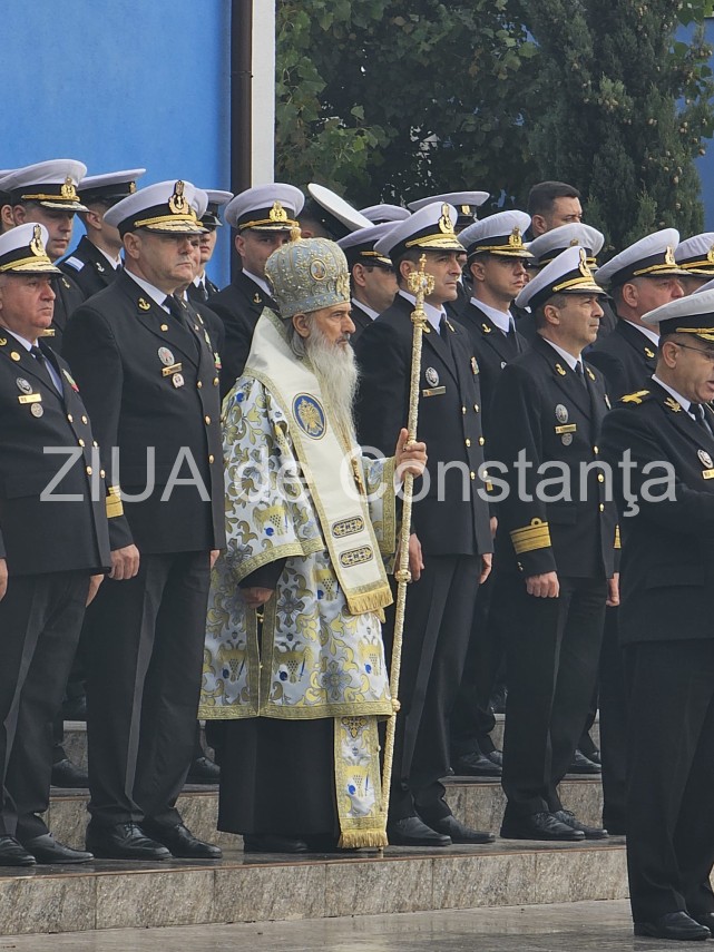 live video foto zeci de studenti militari depun juramantul la academia navala mircea cel batran din constanta live video foto zeci de studenti militari depun juramantul la academia navala mircea cel batran din constanta