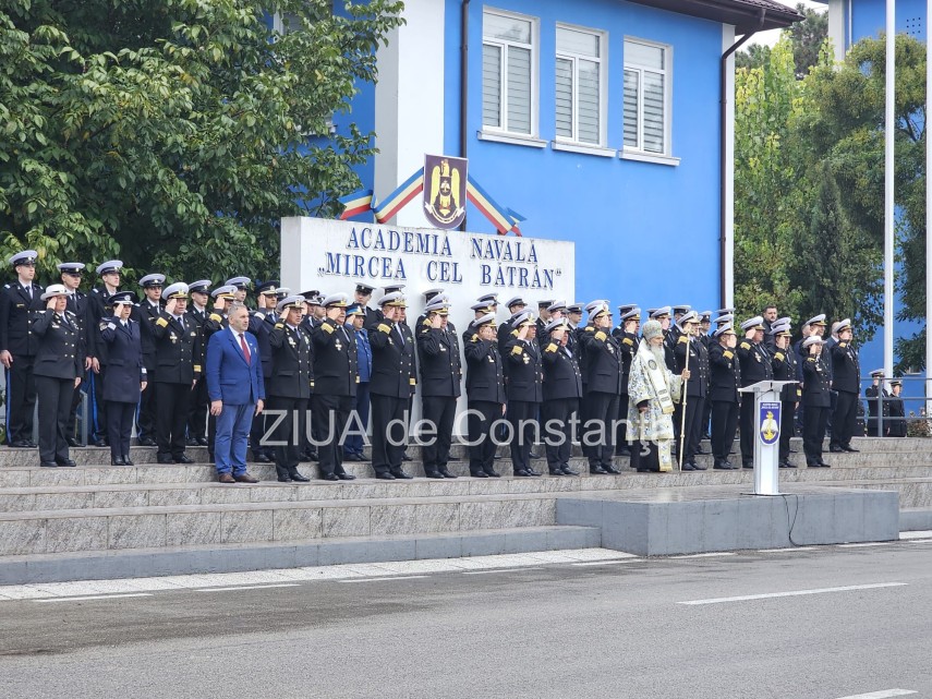 live video foto zeci de studenti militari depun juramantul la academia navala mircea cel batran din constanta live video foto zeci de studenti militari depun juramantul la academia navala mircea cel batran din constanta