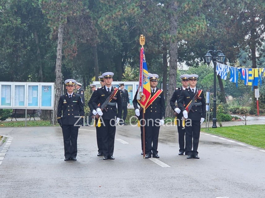 live video foto zeci de studenti militari depun juramantul la academia navala mircea cel batran din constanta live video foto zeci de studenti militari depun juramantul la academia navala mircea cel batran din constanta