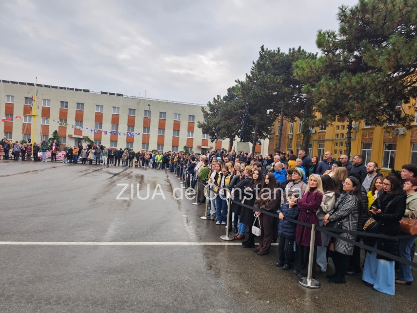 live video foto zeci de studenti militari depun juramantul la academia navala mircea cel batran din constanta live video foto zeci de studenti militari depun juramantul la academia navala mircea cel batran din constanta