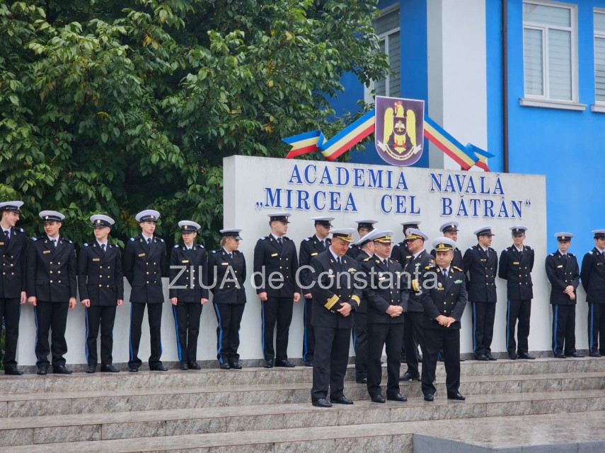 live video foto zeci de studenti militari depun juramantul la academia navala mircea cel batran din constanta live video foto zeci de studenti militari depun juramantul la academia navala mircea cel batran din constanta