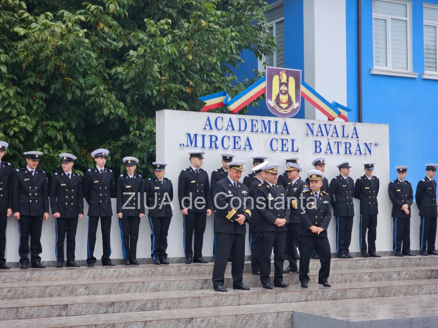 live video foto zeci de studenti militari depun juramantul la academia navala mircea cel batran din constanta live video foto zeci de studenti militari depun juramantul la academia navala mircea cel batran din constanta