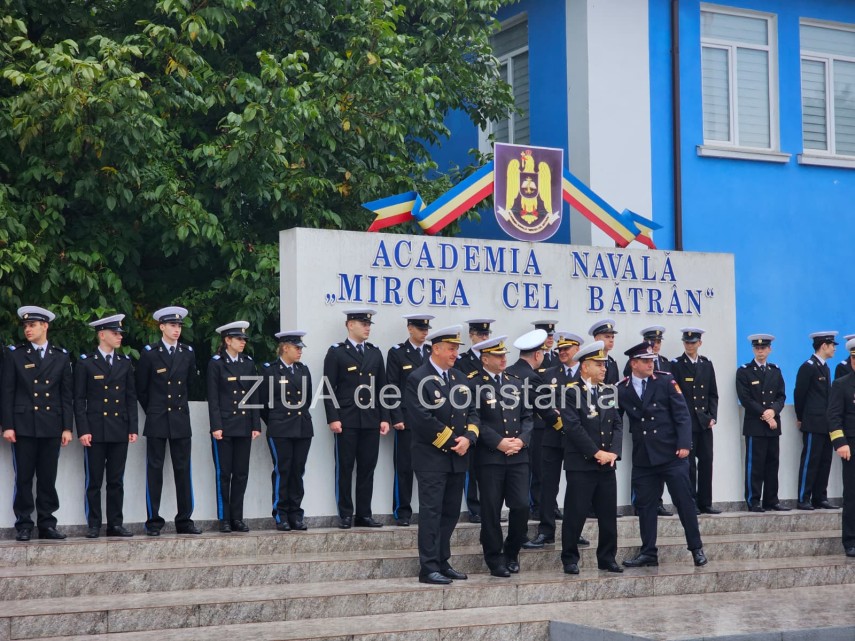 live video foto zeci de studenti militari depun juramantul la academia navala mircea cel batran din constanta live video foto zeci de studenti militari depun juramantul la academia navala mircea cel batran din constanta