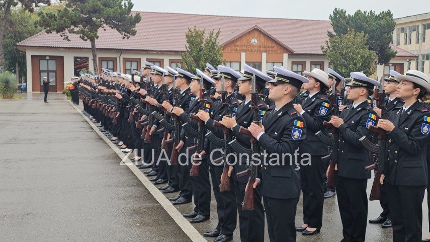 live video foto zeci de studenti militari depun juramantul la academia navala mircea cel batran din constanta live video foto zeci de studenti militari depun juramantul la academia navala mircea cel batran din constanta