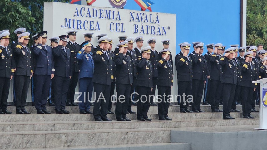 live video foto zeci de studenti militari depun juramantul la academia navala mircea cel batran din constanta live video foto zeci de studenti militari depun juramantul la academia navala mircea cel batran din constanta