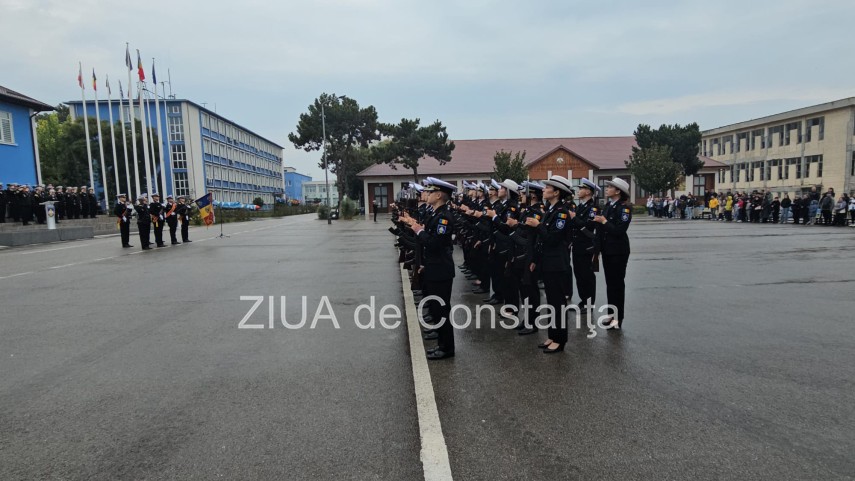 live video foto zeci de studenti militari depun juramantul la academia navala mircea cel batran din constanta live video foto zeci de studenti militari depun juramantul la academia navala mircea cel batran din constanta