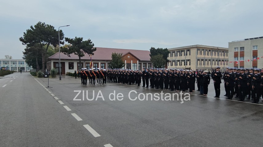 live video foto zeci de studenti militari depun juramantul la academia navala mircea cel batran din constanta live video foto zeci de studenti militari depun juramantul la academia navala mircea cel batran din constanta