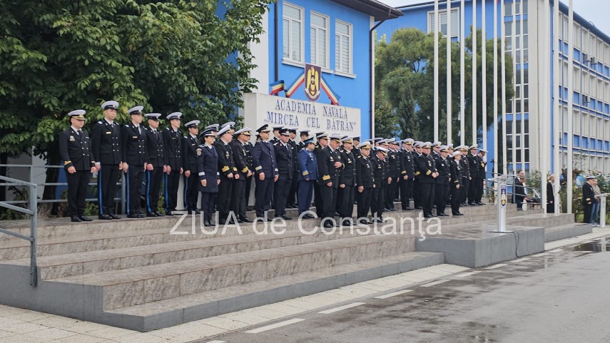 live video foto zeci de studenti militari depun juramantul la academia navala mircea cel batran din constanta live video foto zeci de studenti militari depun juramantul la academia navala mircea cel batran din constanta