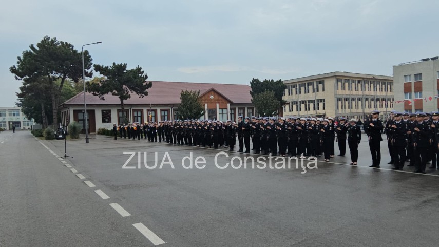 live video foto zeci de studenti militari depun juramantul la academia navala mircea cel batran din constanta live video foto zeci de studenti militari depun juramantul la academia navala mircea cel batran din constanta
