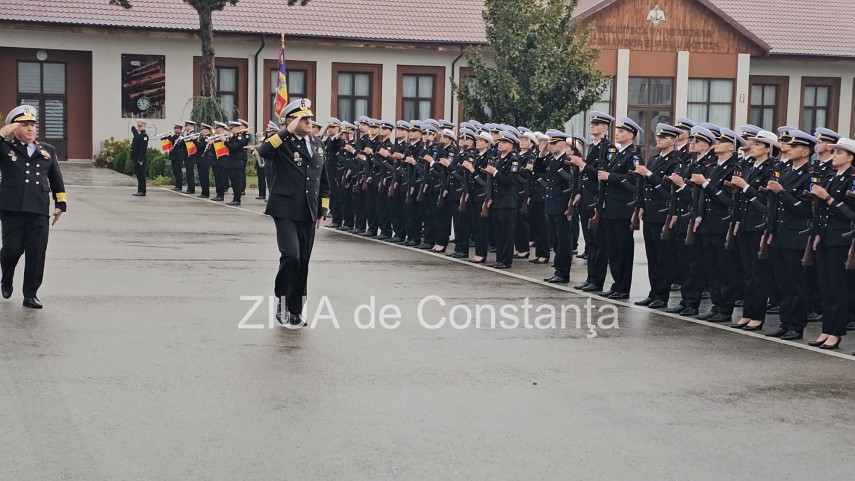 live video foto zeci de studenti militari depun juramantul la academia navala mircea cel batran din constanta live video foto zeci de studenti militari depun juramantul la academia navala mircea cel batran din constanta