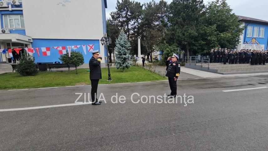 live video foto zeci de studenti militari depun juramantul la academia navala mircea cel batran din constanta live video foto zeci de studenti militari depun juramantul la academia navala mircea cel batran din constanta