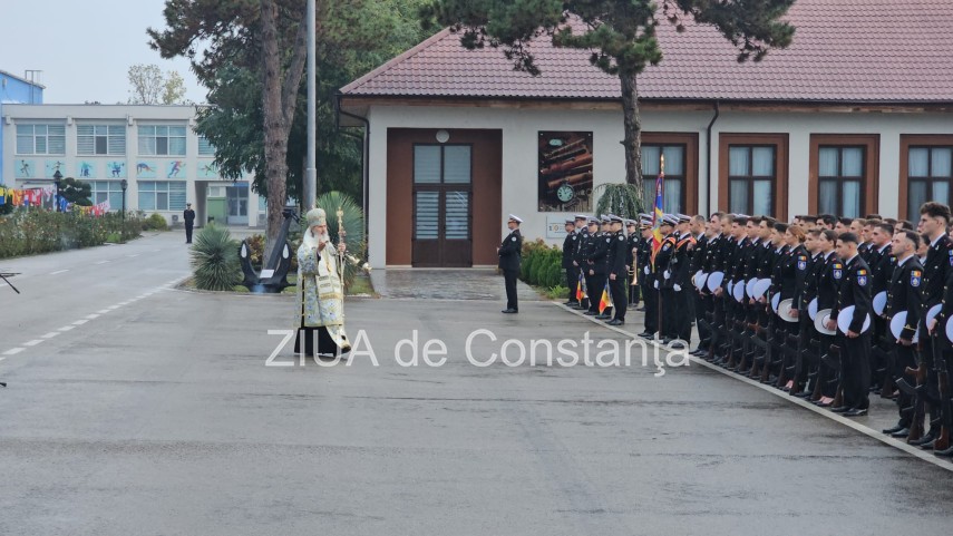 live video foto zeci de studenti militari depun juramantul la academia navala mircea cel batran din constanta live video foto zeci de studenti militari depun juramantul la academia navala mircea cel batran din constanta
