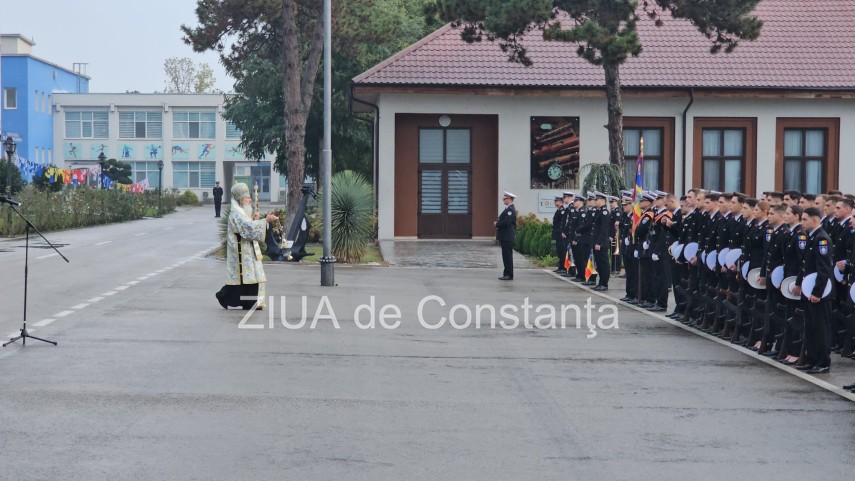 live video foto zeci de studenti militari depun juramantul la academia navala mircea cel batran din constanta live video foto zeci de studenti militari depun juramantul la academia navala mircea cel batran din constanta