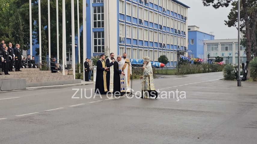 live video foto zeci de studenti militari depun juramantul la academia navala mircea cel batran din constanta live video foto zeci de studenti militari depun juramantul la academia navala mircea cel batran din constanta