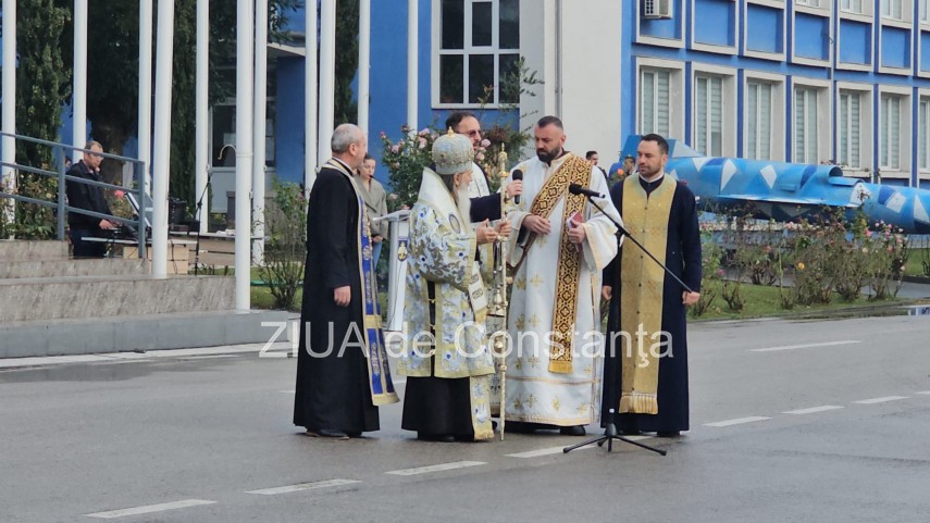 live video foto zeci de studenti militari depun juramantul la academia navala mircea cel batran din constanta live video foto zeci de studenti militari depun juramantul la academia navala mircea cel batran din constanta