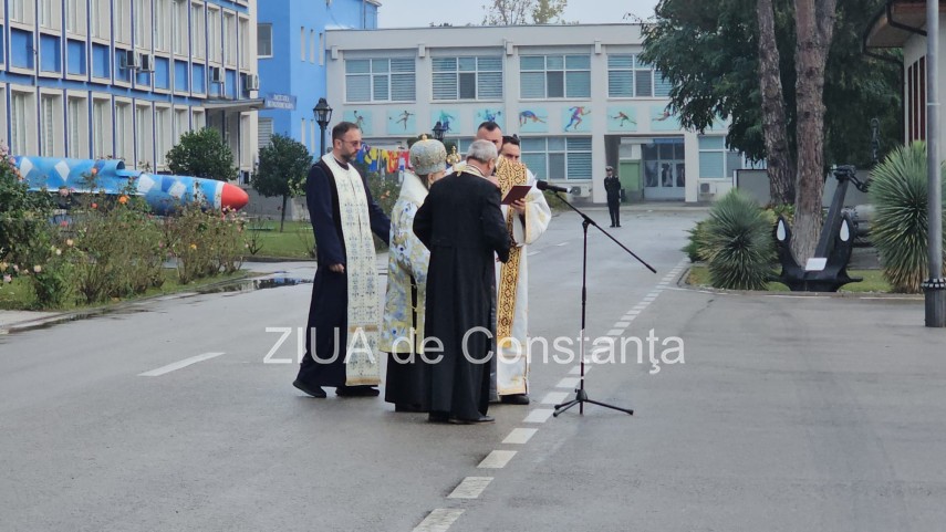 live video foto zeci de studenti militari depun juramantul la academia navala mircea cel batran din constanta live video foto zeci de studenti militari depun juramantul la academia navala mircea cel batran din constanta