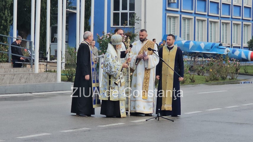 live video foto zeci de studenti militari depun juramantul la academia navala mircea cel batran din constanta live video foto zeci de studenti militari depun juramantul la academia navala mircea cel batran din constanta