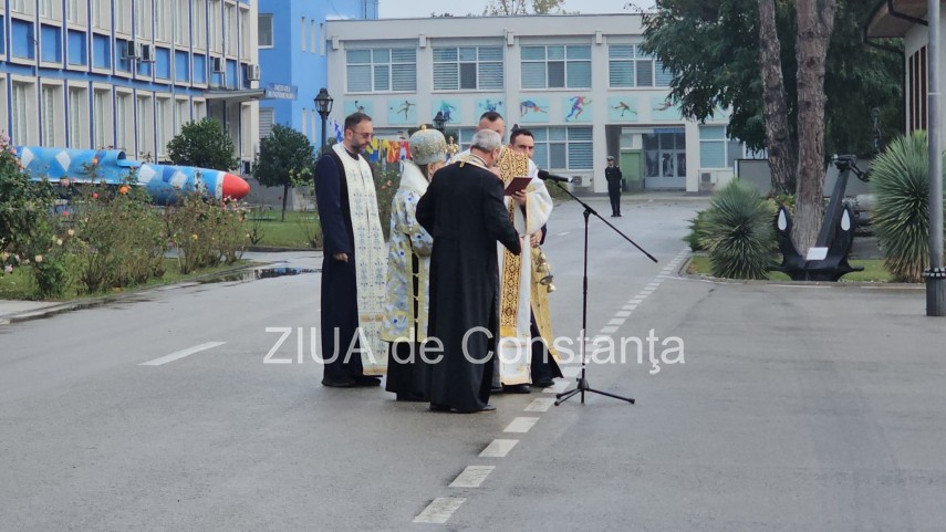live video foto zeci de studenti militari depun juramantul la academia navala mircea cel batran din constanta live video foto zeci de studenti militari depun juramantul la academia navala mircea cel batran din constanta