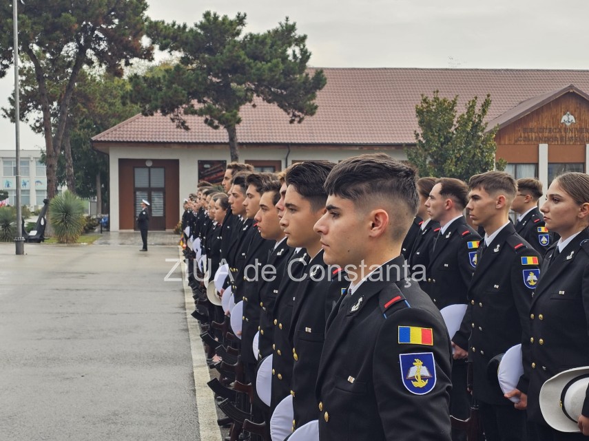 live video foto zeci de studenti militari depun juramantul la academia navala mircea cel batran din constanta live video foto zeci de studenti militari depun juramantul la academia navala mircea cel batran din constanta