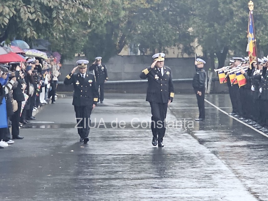 live video foto moment solemn la constanta peste o suta de elevi ai scolii de maistri militari ai fortelor live video foto moment solemn la constanta peste o suta de elevi ai scolii de maistri militari ai fortelor