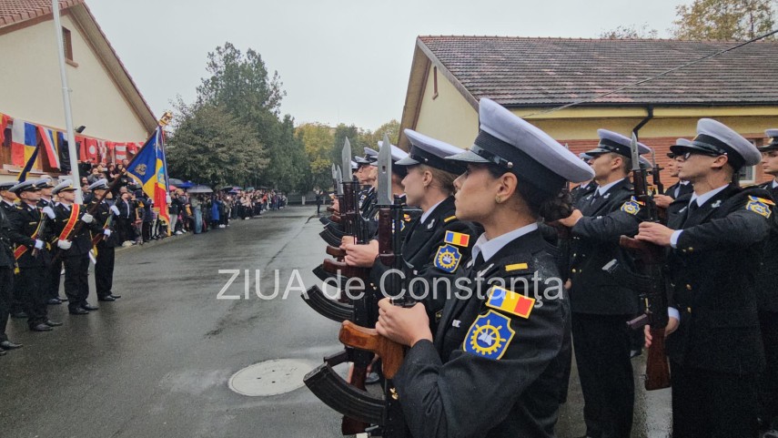 live video foto moment solemn la constanta peste o suta de elevi ai scolii de maistri militari ai fortelor live video foto moment solemn la constanta peste o suta de elevi ai scolii de maistri militari ai fortelor