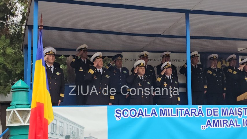 live video foto moment solemn la constanta peste o suta de elevi ai scolii de maistri militari ai fortelor live video foto moment solemn la constanta peste o suta de elevi ai scolii de maistri militari ai fortelor