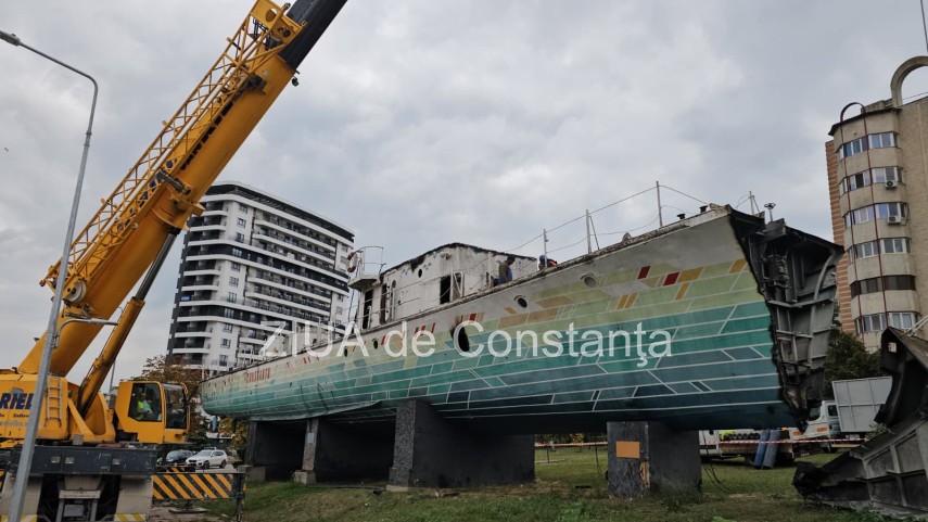 foto video a inceput demolarea ultimului vaporas din constanta simbolul de la intrarea in oras dispare foto video a inceput demolarea ultimului vaporas din constanta simbolul de la intrarea in oras dispare