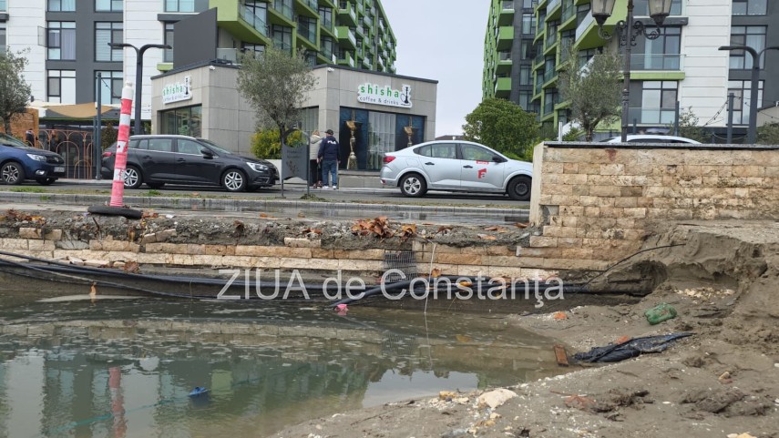 foto video imagini de la malul marii plaja din mamaia nord inundata dupa ploile torentiale din constanta foto video imagini de la malul marii plaja din mamaia nord inundata dupa ploile torentiale din constanta