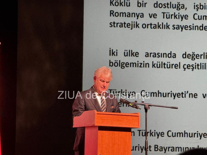 sarbatoare festiva la constanta a 103 a aniversare a proclamarii republicii turcia marcata la teatrul sarbatoare festiva la constanta a 103 a aniversare a proclamarii republicii turcia marcata la teatrul