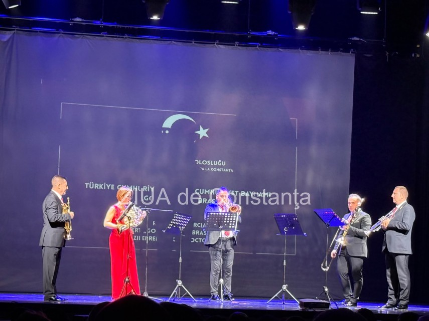 sarbatoare festiva la constanta a 103 a aniversare a proclamarii republicii turcia marcata la teatrul sarbatoare festiva la constanta a 103 a aniversare a proclamarii republicii turcia marcata la teatrul