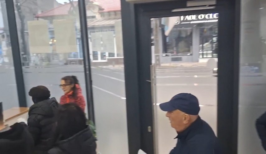 foto video cetatenii din constanta s au prezentat la ghiseele spit de pe bulevardul tomis pentru plata foto video cetatenii din constanta s au prezentat la ghiseele spit de pe bulevardul tomis pentru plata